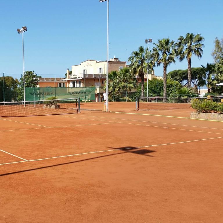 Hotel Parco Dei Principi Anzio Luaran gambar